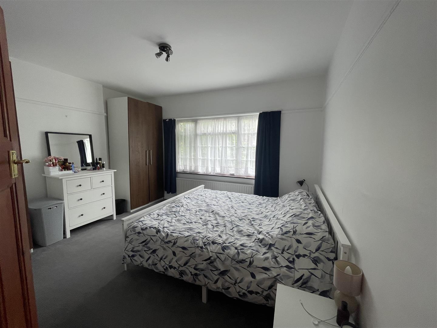 Ridgeview Road, Whetstone